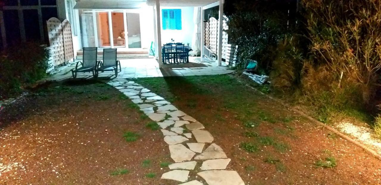 Mariliz Lárnaca Exterior foto